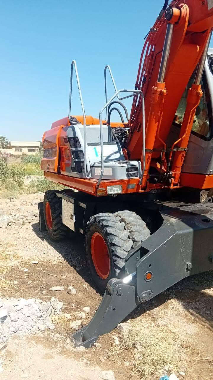 سلام عليكم حفاره للبيع فيات كوبوكو حجم 175 موديل 2004 رقم بابل سنويه لل2027 مكاني ديالى ***********
