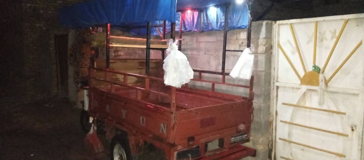 السلام عليكم
ستوته دايون موديل 15 للبيع تجفيت جديد طخم تواير جديد كهربائيات شغاله. صدر جديد. اوراق كامله اصوليه. السعر 950. وبيها مجال العنوان بغداد الامين رقم الهاتف ***********
