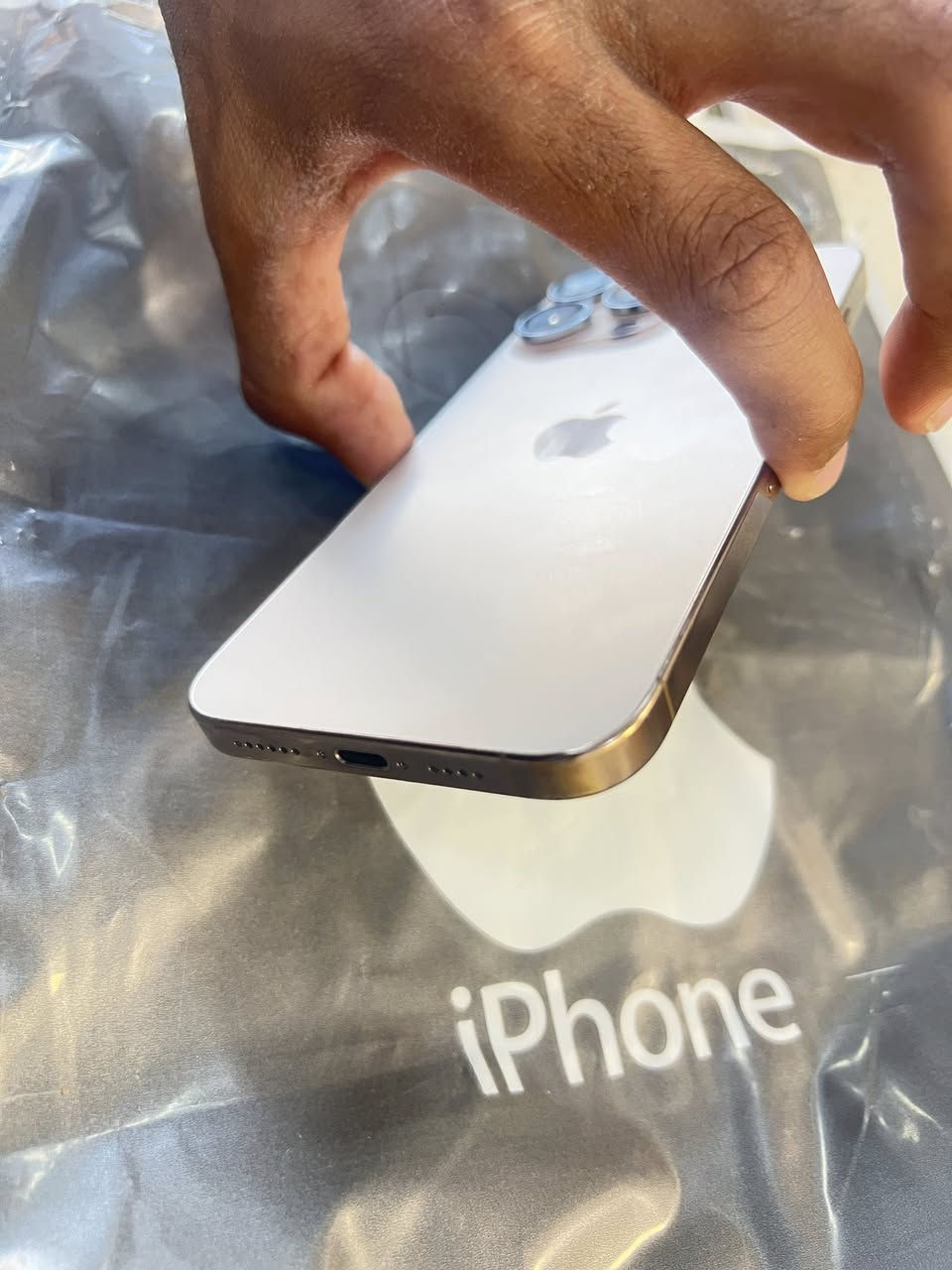 السلام عليكم للبيع

iPhone16 Pro Max

الجهاز حيل نضيف 
بطاريه 91
شرط الفحص ما مبدل بيه شي 
ذاكره 256
الجهاز كله شغال 
السعر مليون 425الف وبي مجال 

للستفسار ***********

العنوان صلاح الدين العلم

