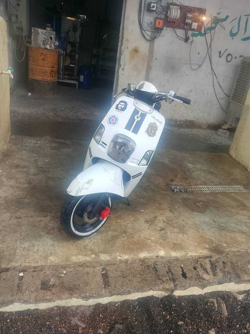 ماكس بوليس بلاديه للبيع سلف هندر كهربائيات دمام بلكشن شلعه ومعدل فول أوراق كامله كله ختم واحد سعر 500وبيه مجال للطيبن العنوان بغداد تقاطع نهروان الرقم ***********
