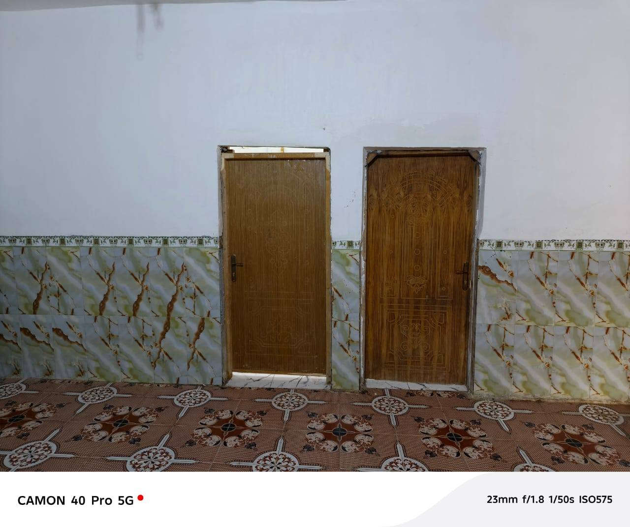 بيت للبيع والايجار بالبيكات وره حي الشرطه بفرع حسينيه الجخيور مساحه 150بناء غرفتين وصاله ومطبخ وديوانيه وصحيات بيت سيراميك بلوك عكاده انتر نت ضوئي سعر ٤٥ وبي مجال ***********
