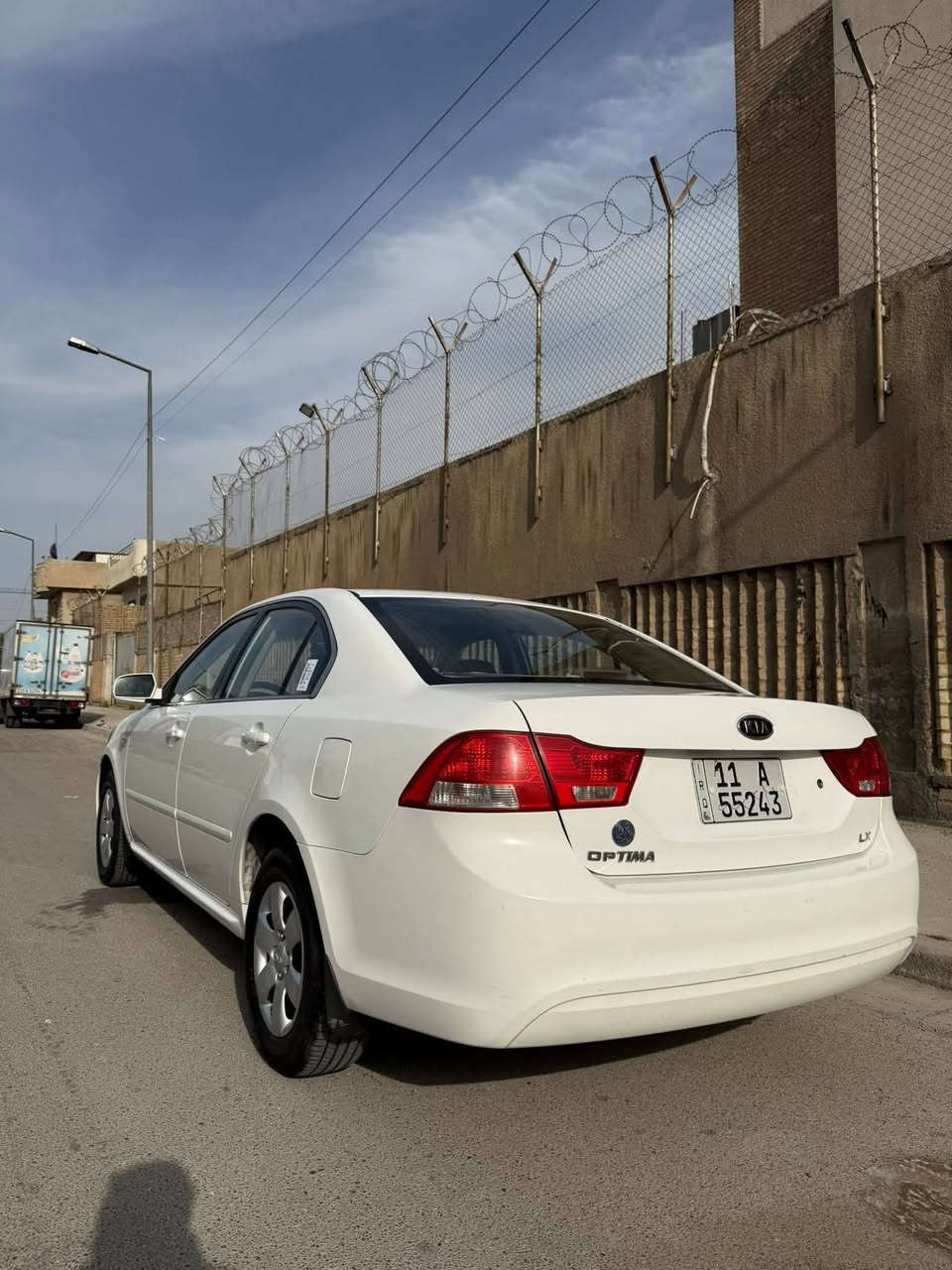 سلام عليكم ورحمة الله وبركاته
البيع نوع كيا اوبتيما موديل 2009
رقم بغداد 11 دولي
سياره جديده كرتون
كلين كفاله عامه سياره عله وضع شركة
ماشيه 140 الف صل
استفسار ***********
