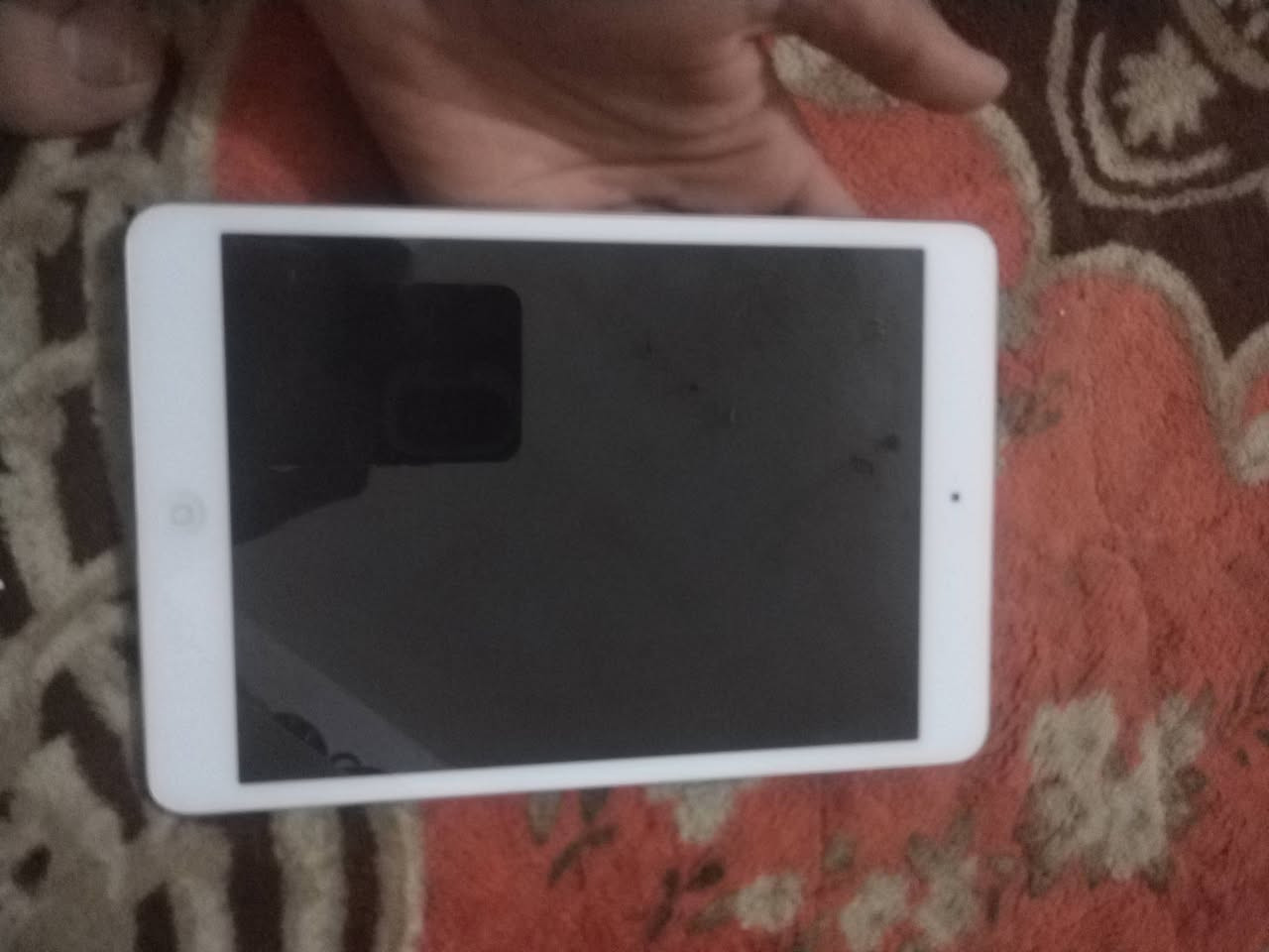 سلام عليكم ايباد للبيع السعر قفل 100
***********
المو شراي لا يتصل
