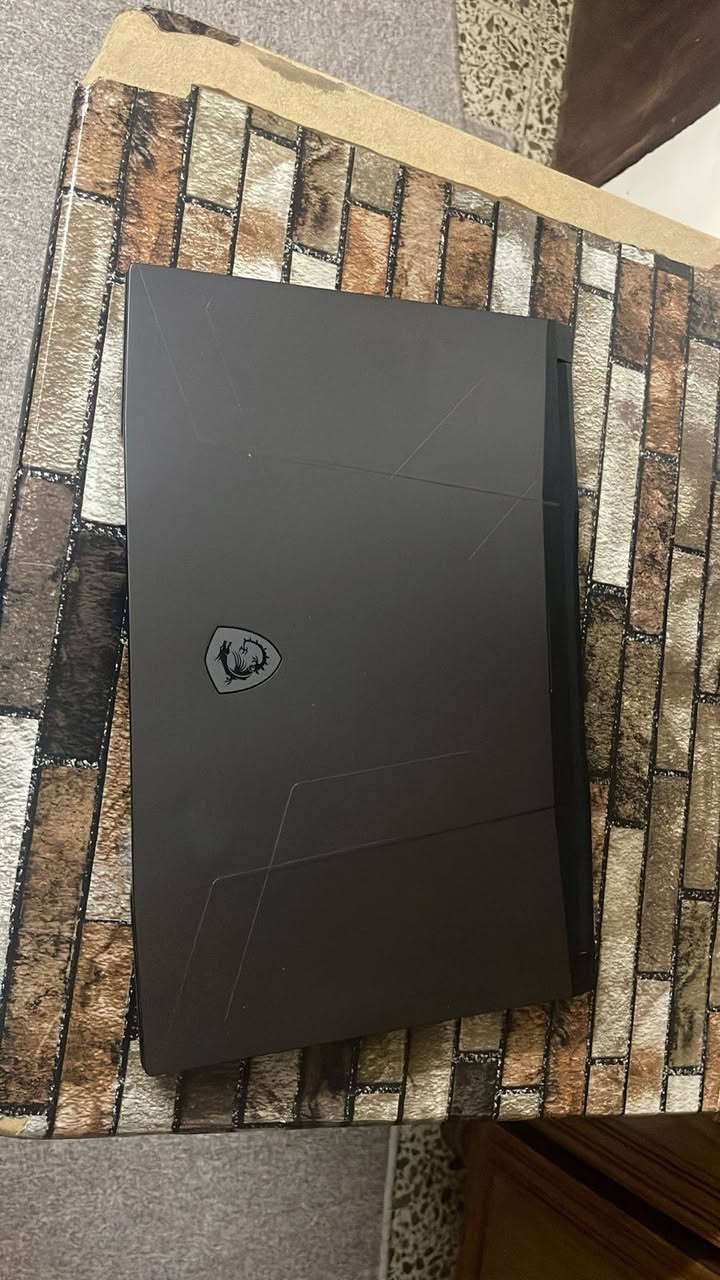 السلام عليكم 
لابتوب للبيع مع سماعة مع كيبورد  
مع كارتون و شاحن  نظافة 99% 
MSI
Ci7 12700H
RTX3070 
Hard 1tp ssd 4x4
Ram 16
Display 17.3 360HZ
للاستفسار واتس ***********
***********
