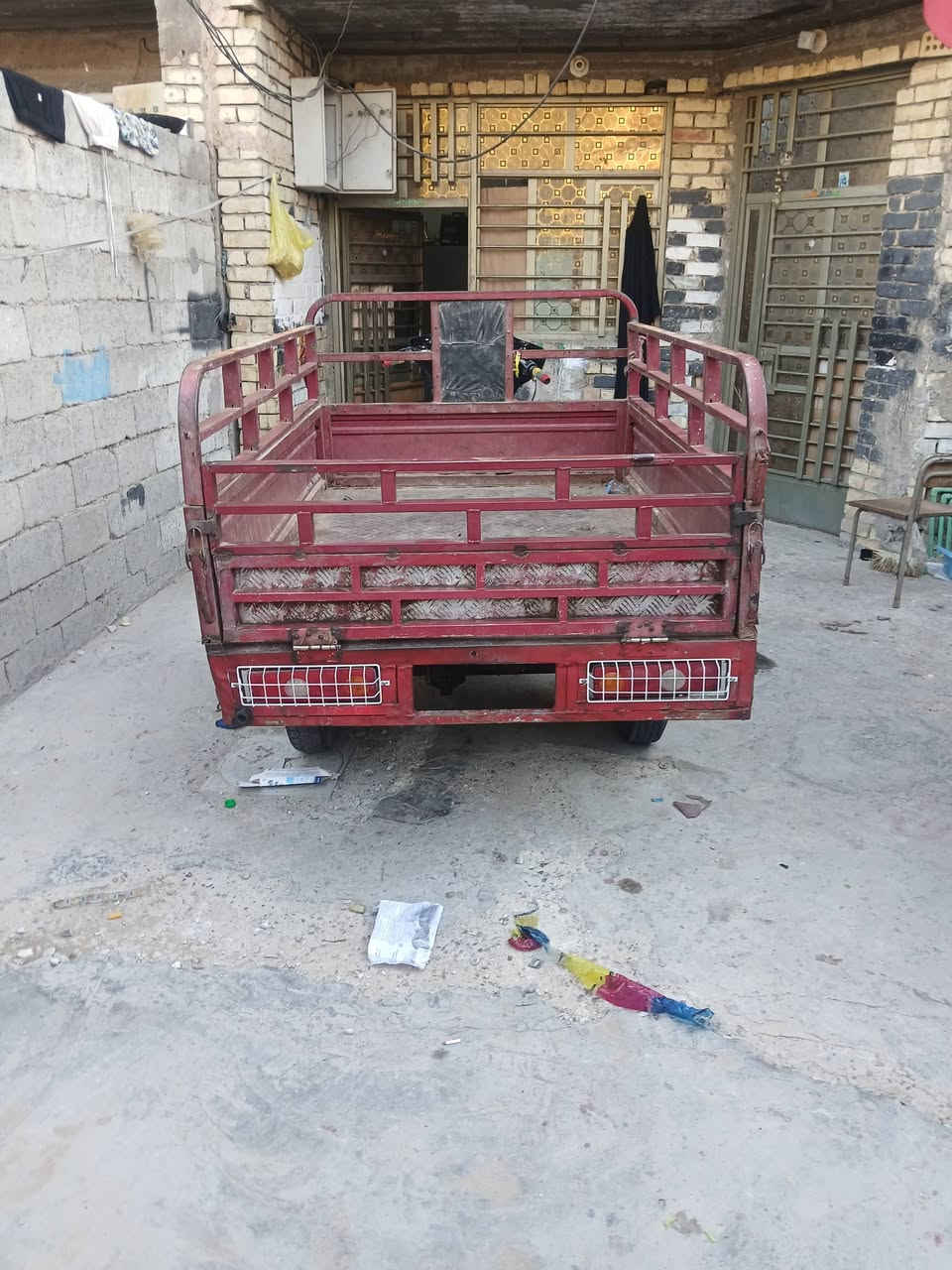 السلام عليكم ستوته دايوان للبيع موديل ٢٠١٥ اوراق كامله تخم تاير محرك نضيف ستوته نضيفه السعر ٧٥٠ وبيه مجال مكاني بغداد الزعفرانيه ***********
