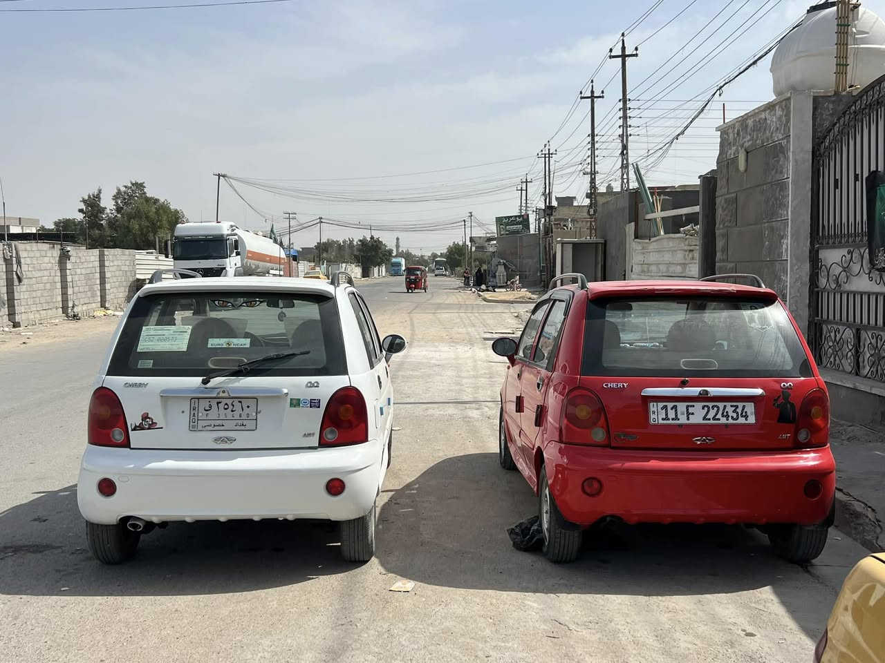 سلام عليكم كيو كيو ثنينهن اوتو   وحده مديل 2013 وحده 2012 مكفولات تبريد صدر كير مكينه كله مكفول ثنينهن جدد الله شاهد كلش حلوات وجاهزات من كلشي السعر الوحده ب32 وبيهن مجال شي بصيط  مكاني بغداد البلديات رقمي 
  ***********
