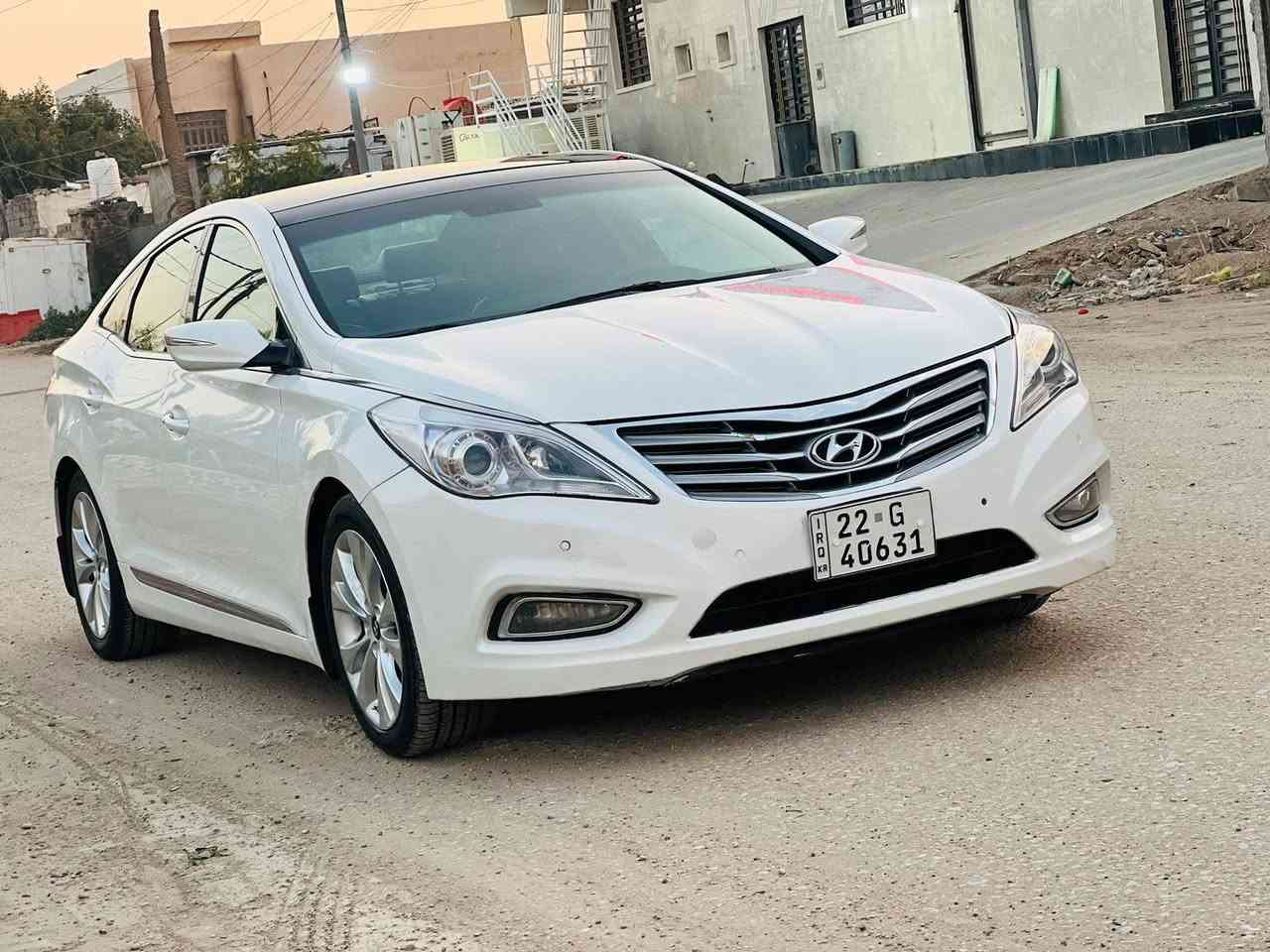 السلام عليكم ازيره موديل 2012 خليجي بسمي فول مواصفات جاهزه وجديده بيه منظومة غاز السيارة كير مكينه طخم تاير كهربائيات تدفئه تبريد السيارة عليه ادامه كاملة كفاله من الصبغ السعر 118 وبيه مجال للاستفسار الاتصال على الرقم ***********
