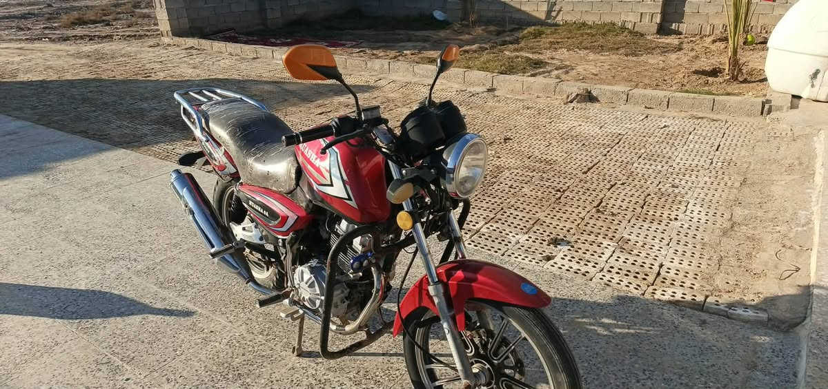 إسلام عليكم دراجه باندا البيع
أوراق فقط منفيس دراجه نضيفه وحلوة مال جناي مكاني بغداد المعامل 
السعر 700 
الرقم ***********
