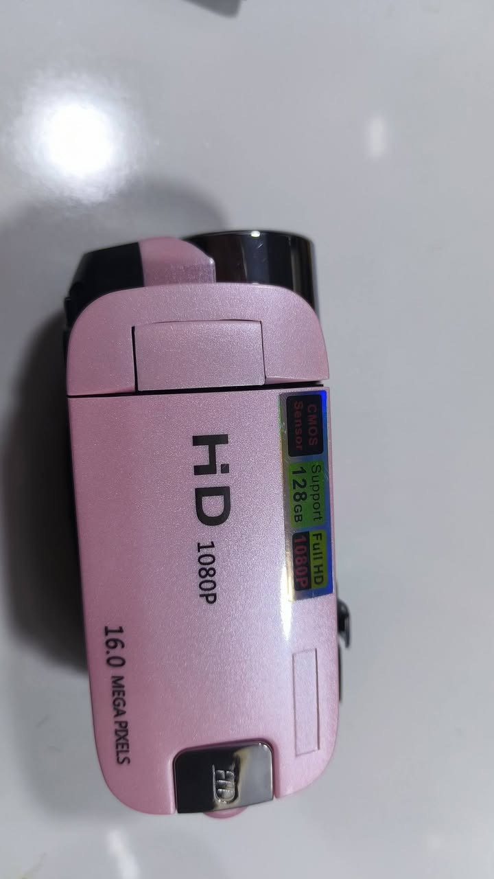 كامره مثل ما واضح بالصوره ما اعرف نوعها 
السعر 15 الف مع التوصيل


**إذا كنت صاحب هذا الإعلان وتريد حذفه لأي سبب، رجاءا أرسل رسالة إلى الدعم الفني**