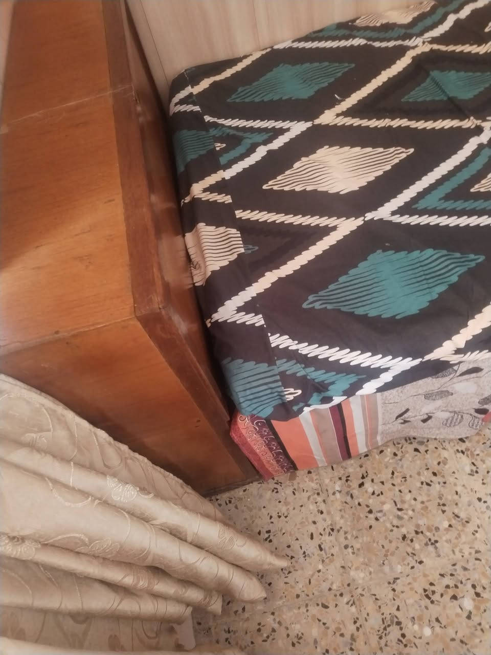 تخت نفر ب 75 الف ثقيل
الي يريدو يكتب تم وانا ادخل خاص


**إذا كنت صاحب هذا الإعلان وتريد حذفه لأي سبب، رجاءا أرسل رسالة إلى الدعم الفني**