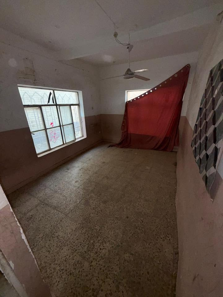 🏘️دار للبيع بمساحة 144م طابقين الموقع النجف الإشراف 

🔚حي الاشتراكي خلف مستشفى 🏥 الزهراء عرض الشارع 12

🔚الواجهة 7📐وربع ونزال 20م

🔚يحتوي على أربع 4️⃣ غرف نوم🛌+استقبال +كلدور مطبخ 

🔚مجمع صحيات 🛁الدار صالح للسكن يباع قطعة أرض

للأستفسار اكثر يرجى التواصل على الأرقام التالية ✅👇

***********📞 علي الكلابي

*********** واتساب 👉سيف علي الكلابي
