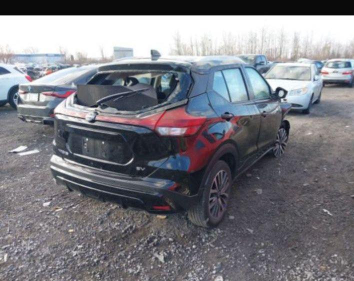 السلام عليكم نيسان كيكس 2024 صور الحادث موجودة بل منشور مواصفاتهة معروفة السعر ب11000وبيهة مجال سيارة ممرقمه فحص موقت الاتصال ***********
