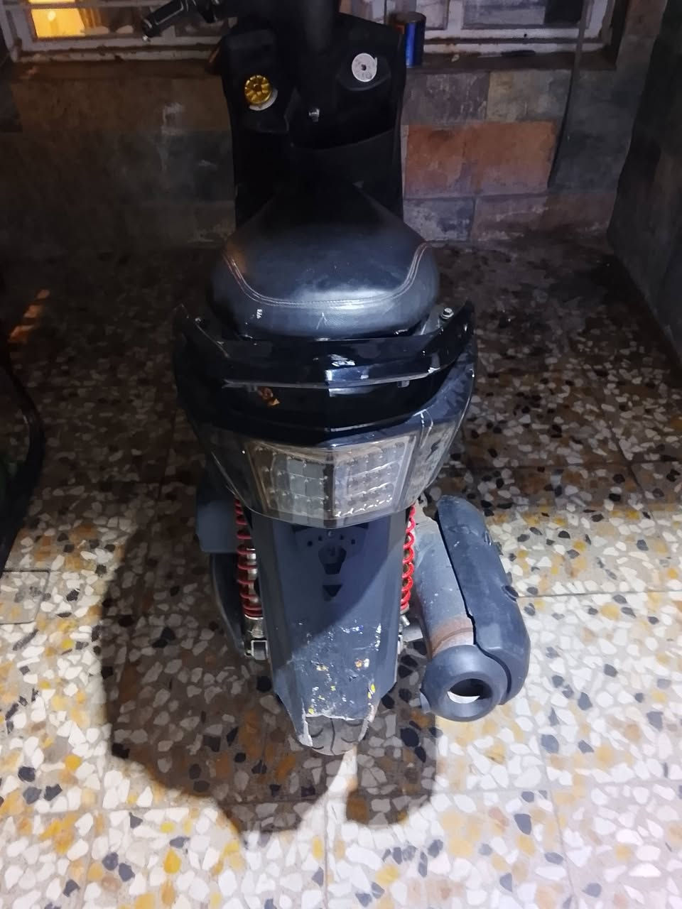 السلام عليكم سكنس فحل كوري بوشه58 الدراجه نقصه بس باتري هيه تشتغل سلف نكره السعرة650 مال بيع 600قفل الشراي ينتصل الواتساب ***********
