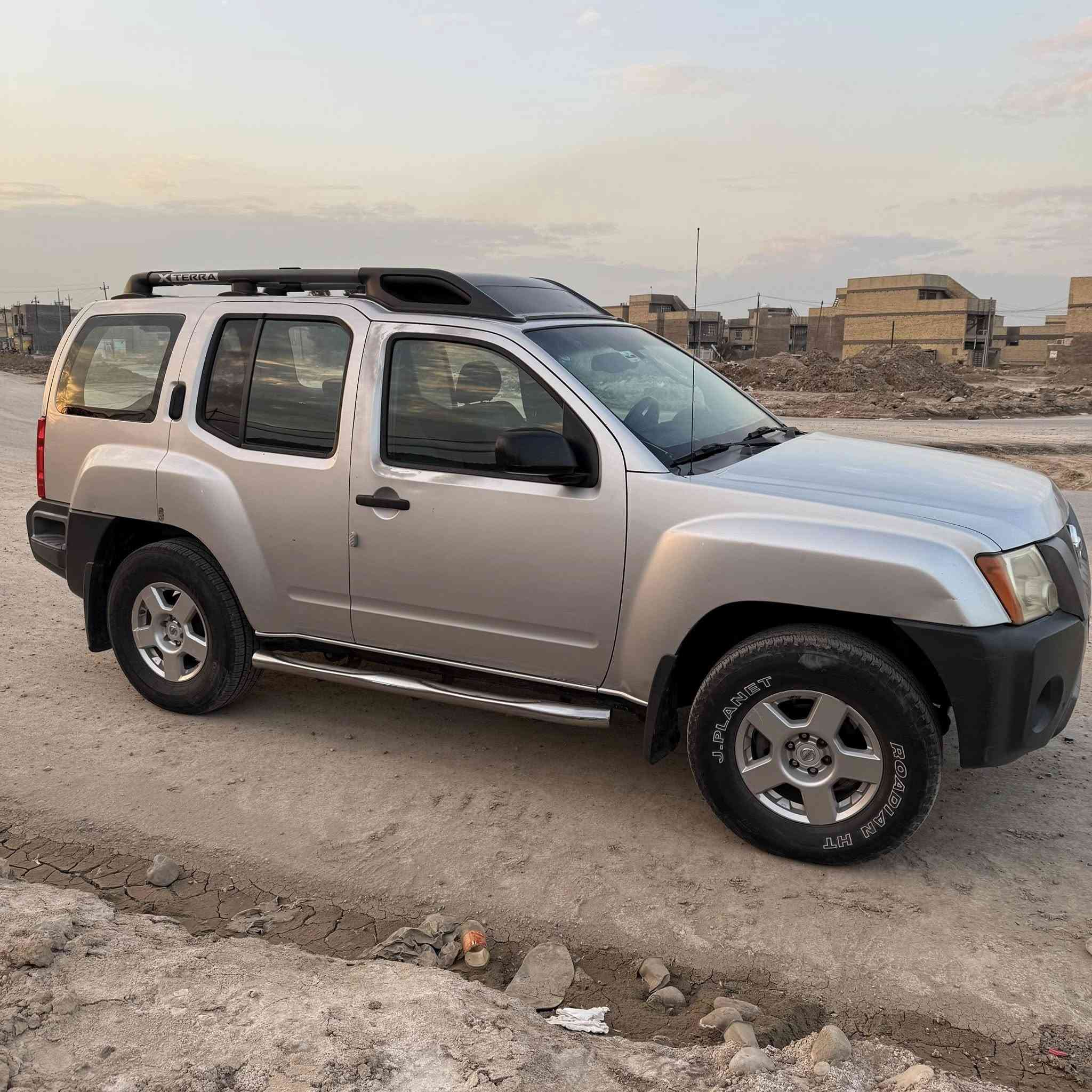 سلام عليكم
نيسان اكستيرا 2008 رقم بغداد بأسمي

تو ويل  حجم المحرك 4000 ‘ V6

وارد امريكي لا ضربة ولا صبغ 

كير محرك جدد مكفولات 

تبريد تدفئة شغال

داخلهة جديد  

كهربائات كلهة شركة 

سيارة جاهزة مابية نقص 

سعر 105 ورقة مكان بغداد زعفرانية ***********
