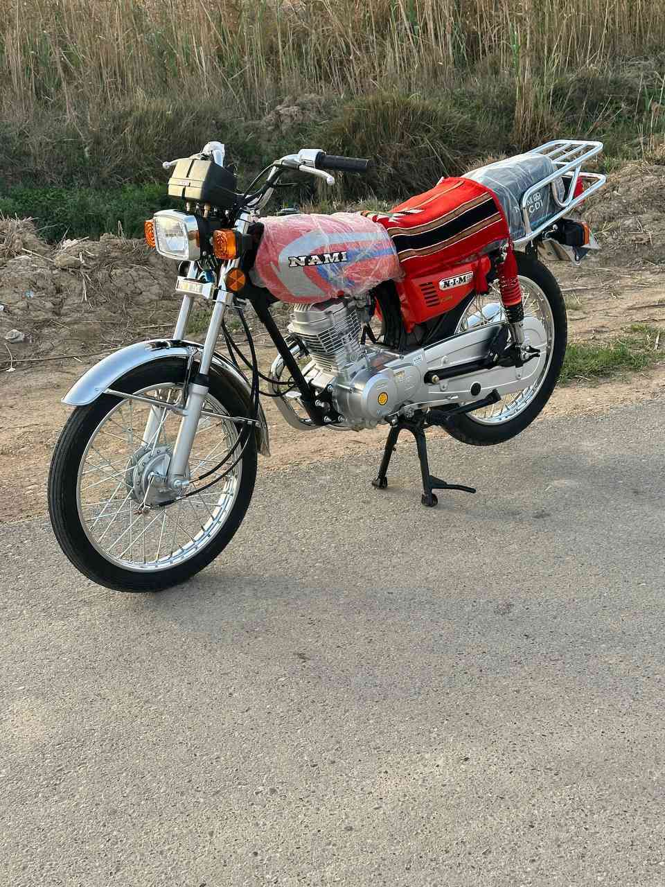 للبيع نامه 2027 سكنر
كفاله عامه
ثاني تبديله دهن 
ب850 بيها مجال قليل 
للتواصل خاص أو اتصل
***********
