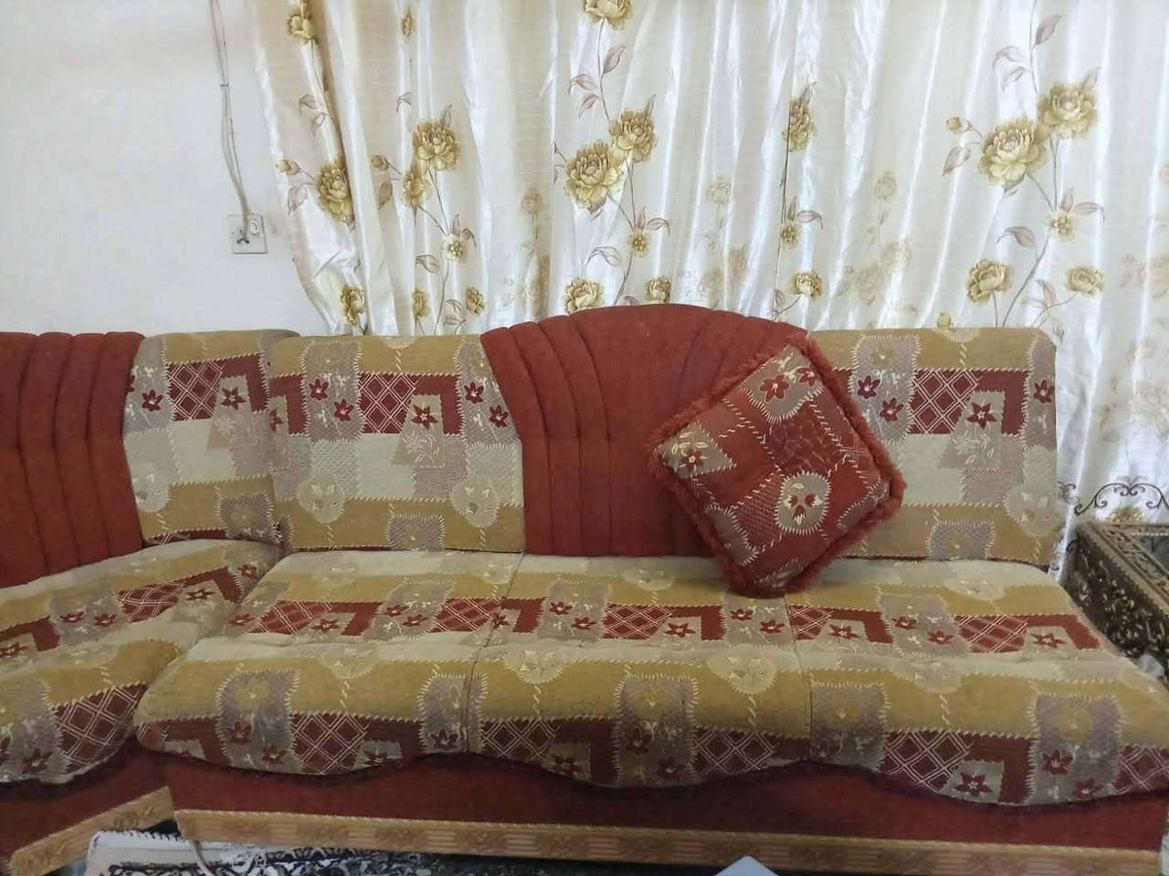 مكلفه بلنشر 
ديوان قياس 12 متر 
فصال عراقي خشب ثقيل حيل نظيف 
السعر 310
العنوان حي الانتصار 
الرقم على خاص


**إذا كنت صاحب هذا الإعلان وتريد حذفه لأي سبب، رجاءا أرسل رسالة إلى الدعم الفني**