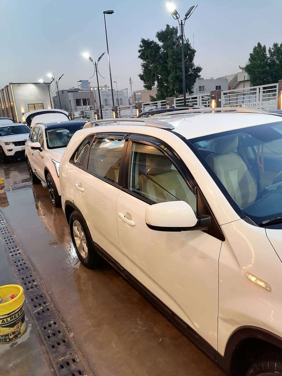 السلام عليكم..
سورنتو موديل ٢٠١٤ كوري رقم بغداد ٧راكب محرك ٤ سلندر مكانها في بغداد للاتصال *********** السعر ١٤٥
