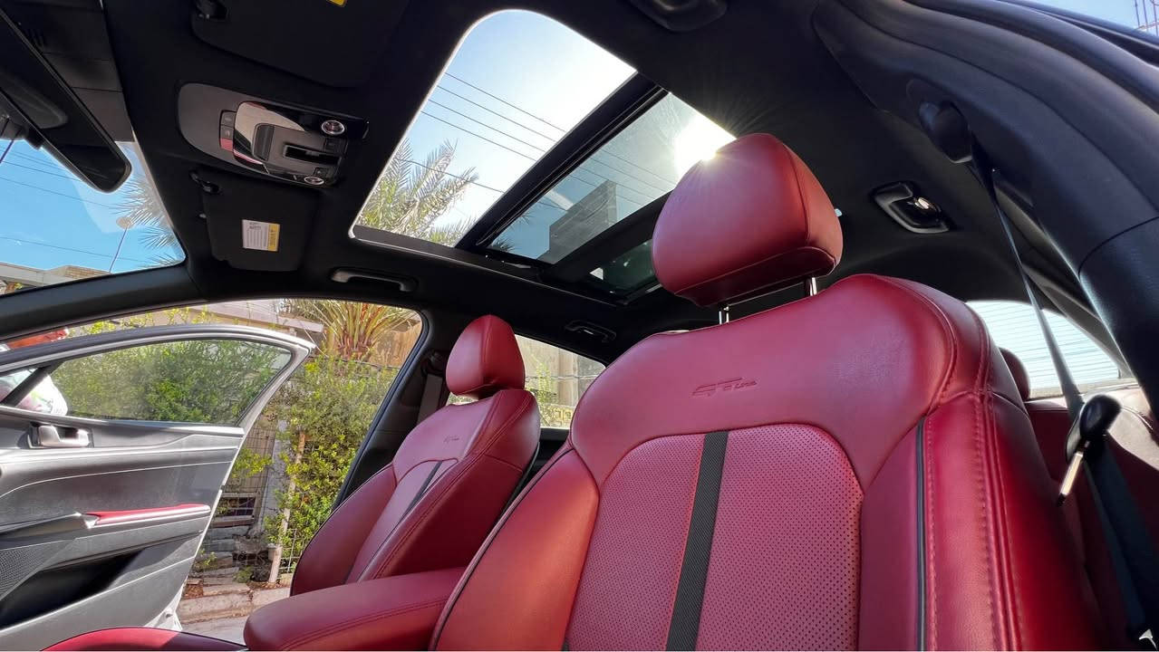 السلام عليكم 
 K5 2023 
مواصفات جي تي لاين 
اللون سمنتي 
السيارة معوقين وبأسمي
حادث السيارة سرقه بانيد
 وجاملغ ايسر
يرباكات السيارة سليمة 
بصمه تشغيل عن بعد 
حساسات
السعر 185 وبيه مجال
***********
مكاني بغداد بغداد, العراق
