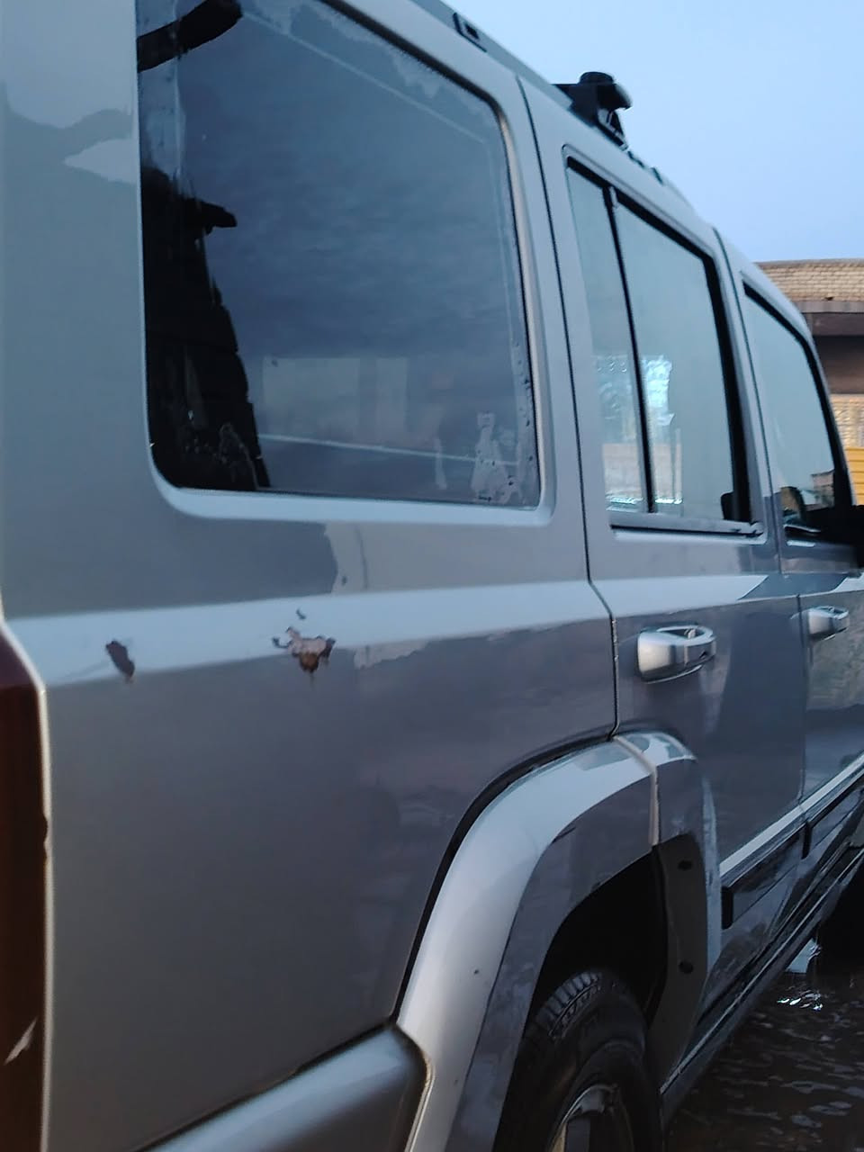 سلام عليكم سياره جيب للبيع مديل 2007 رقم نگليزي بصرة
سعر 70وبيه مجال مكاني بصرة هارثه رقم الهاتف ***********
