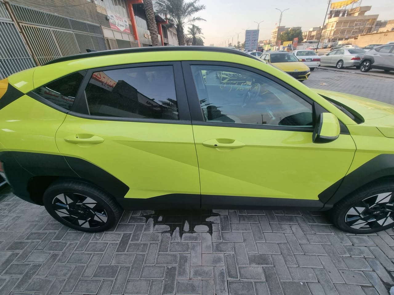 السلام عليكم
كونا ٢٤ فول موصفات بدون صبغ بدون ايرباك ماشيه 17 مكينه ٢٠٠٠دوش حادثه  دعاميه فقط بدون ايرباك 

4X4

بارد فقط بالبنيد

موصفات 

بصمه 

تشغيل عن بعد 

داخل بيض 

شاحن لاسلكي

رادارات 

شاشه متصل

تبريد قطعتين

لد امامي خلفي

شاشه متصل

ويل كروم

اشاير بالمري

السياره دخول جديد تترقم جميع المحافظات 

مكاني بغداد البلديات

السعر 175وبي مجال بسيط

***********
