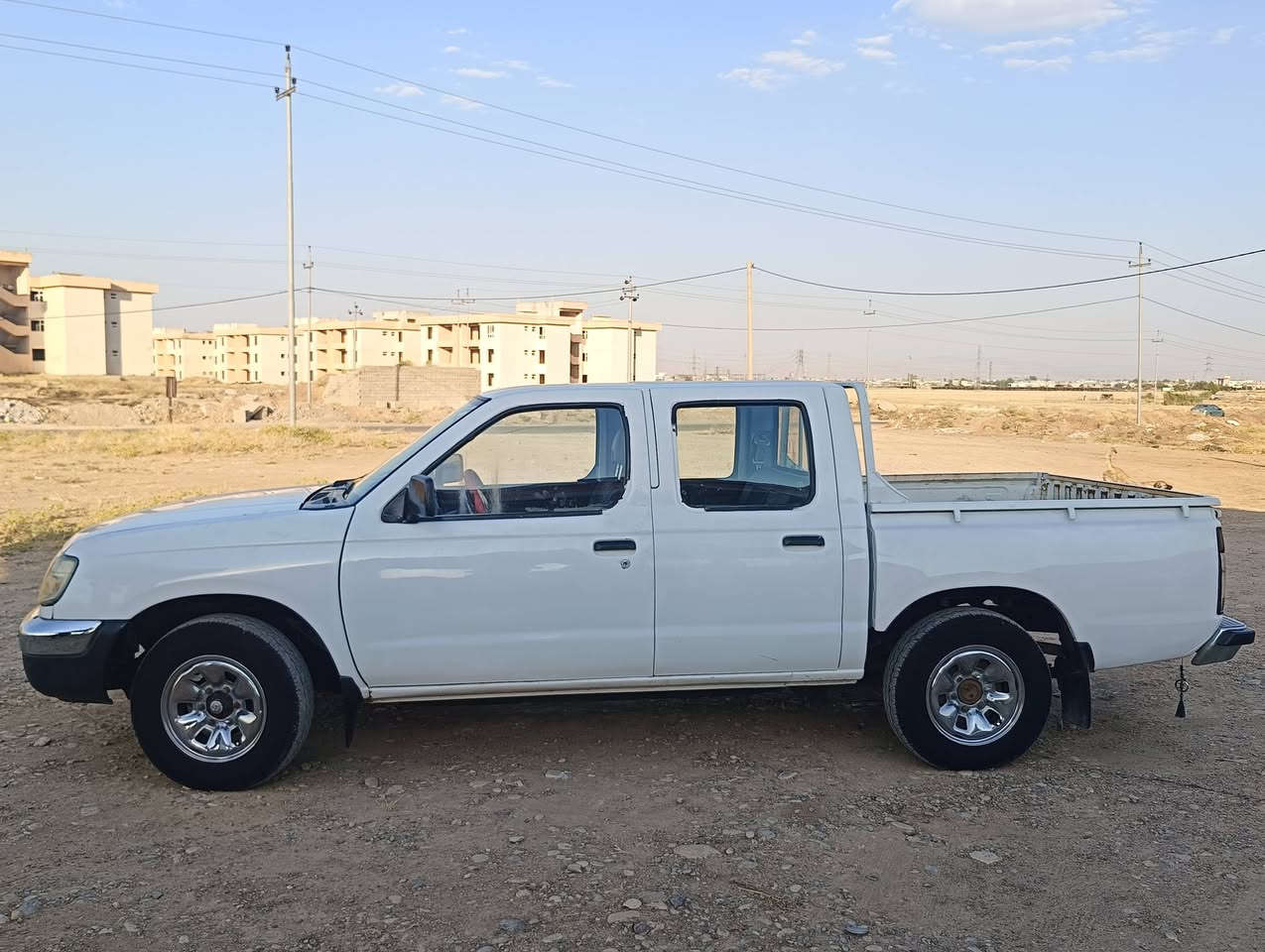 اپیکاب نیسان مۆدێل2003تەبریدوپاوەر گێڕومەکینەوئەکسلی بەشەرت بێدەعم و بێ لێدراونمونەلەجونی مزایدەی ئەسڵی بێتەقەوڕەقه سعری 43گڵاویەک تۆزێک مەجال ***********ژ.م***********ناونیشان چەمچەماڵ
