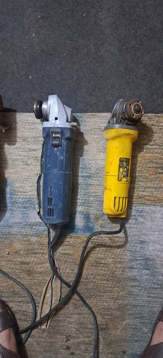 السلام عليكم كوسرات اصليات على الفحص مكان مدينة الصدر للاستفسار خاص او الاتصال *********** يوجد توصيل
