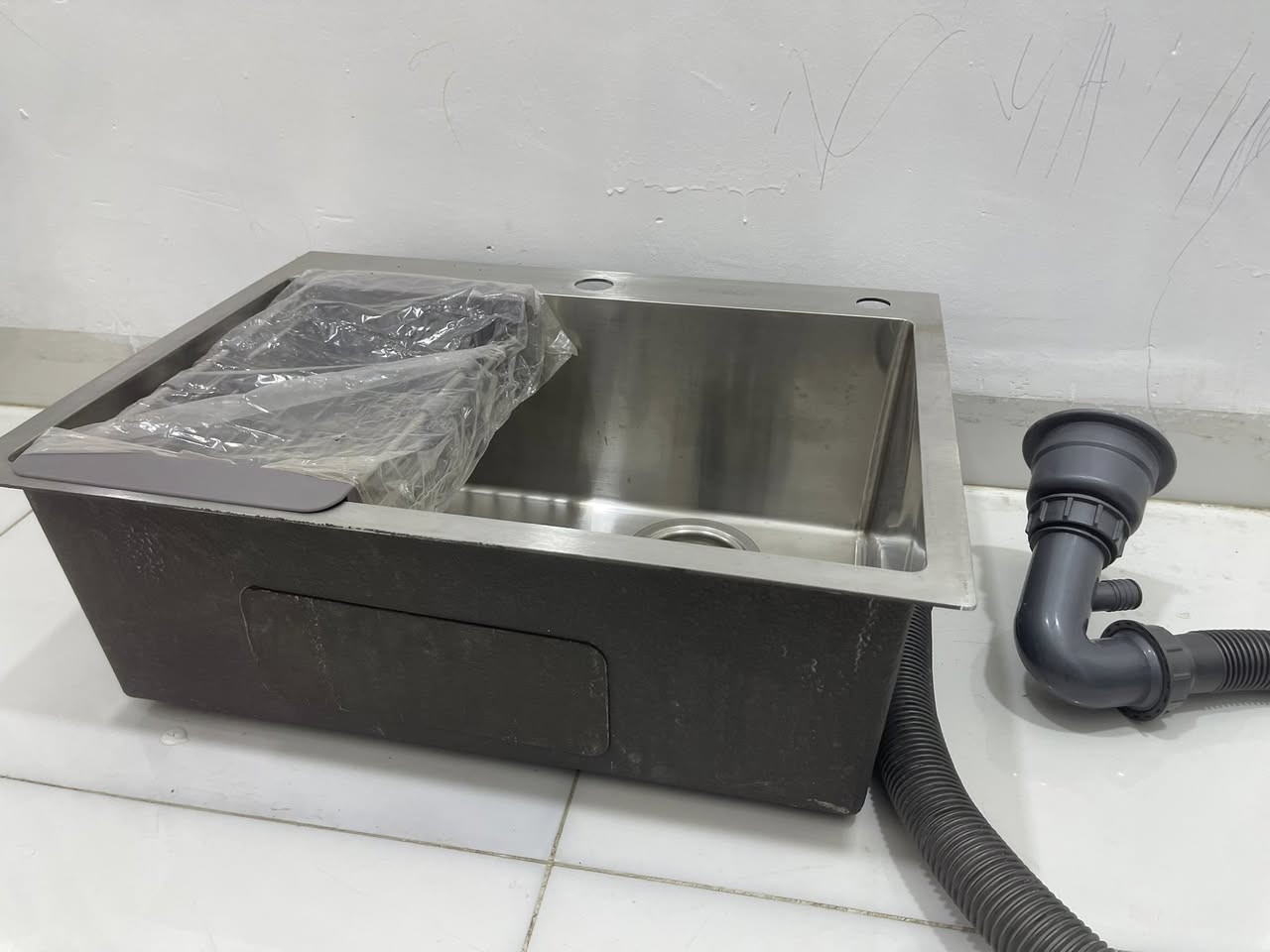 سنك ستل ستيل اصلي ماركة
بدون اي نقص حجم ٨٠
انه ماخذة ب ٨٠ ألف 
أنطي بي سعر زين و بالعافية عليك


**إذا كنت صاحب هذا الإعلان وتريد حذفه لأي سبب، رجاءا أرسل رسالة إلى الدعم الفني**