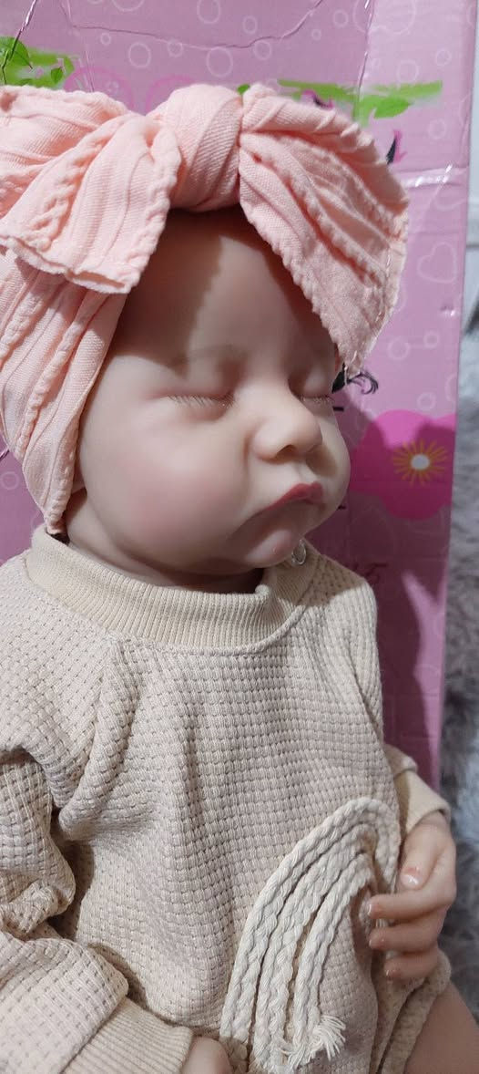 لعبة سيليكون كامل جسم طريه جدا حجم ٥٥سم ملامح حقيقيه مع ملحقاتها وكارتون ب٣٥ مع توصيل


**إذا كنت صاحب هذا الإعلان وتريد حذفه لأي سبب، رجاءا أرسل رسالة إلى الدعم الفني**