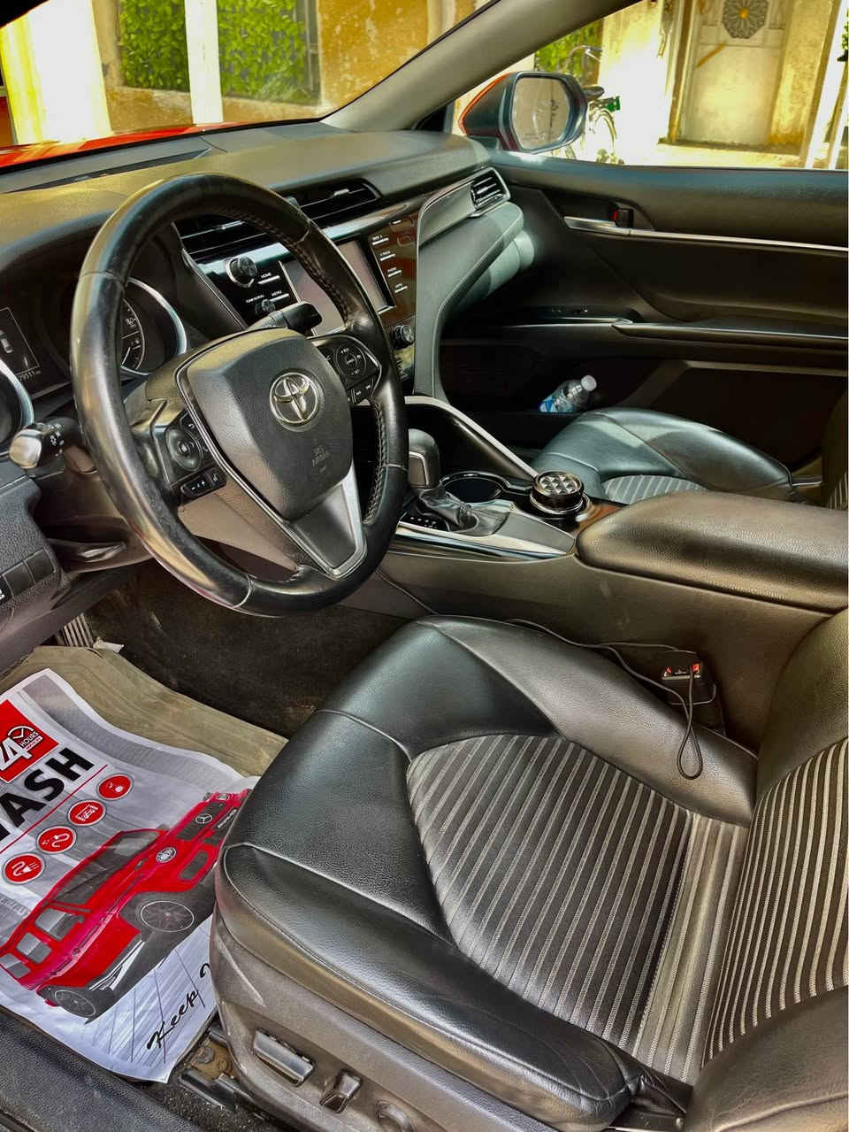 السلام عليكم 
كامري ٢٠١٩ فئة Se رقم بغداد بدون ايرباك وبدون اي گلوب مشتغل بالدشبول حادث خلفي جاملغ وقبق الجنطة وبيها باب صبغ وبارد ماشية ٧٩ نقصها دعامية اماميه يرادلها ترتيب بسبب طخه بسيطه بيها بداية جرد بقبق الجنطة مكينه گير تبريد جيده السعر ١٥٥ وبيها مجال ***********  العنوان بابل المسيب حي المعلمين صور الحادث واتساب المحاويل, بابل
