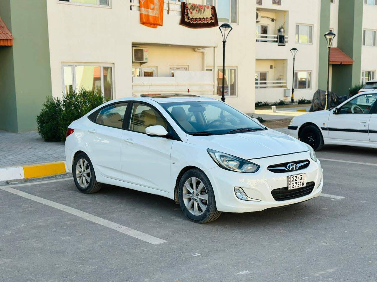 السلام عليكم
اكسنت للبيع موديل ٢٠١٢  السونار مرفق السعر 96ورقه 

فول مواصفات ***********

كابون بانزين ***********

سنوية جديدة

بيه رش باب ودوسه ويم الرقم الخلفي بدون حادث 

مواصفات 

شاشة مع تحكم شاشة 

تحكمات ستيرن 

محرك ١٦ 

فتحه سقف

حاكية 

كير توماتيك 

تخم حداده جديد

العنوان بغداد مجمع ريحانة
