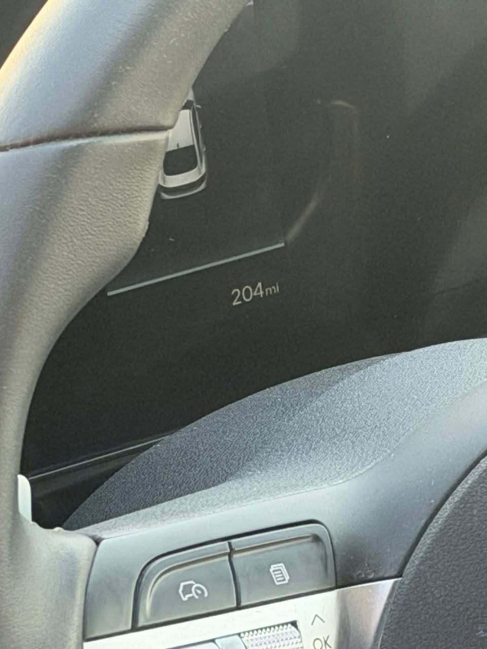 تحيه طيبه للجميع 
سوناتا 2025 هايبرد 
وارد امريكي 
حادث بنيد وجاملغ ودعاميه فقط 
ايرباك دركه ورجل وراجع سستم 
السياره زيرووو ماشيه فقط (224) mi
لون ماروني مميز 
السياره جديده بمعنى الكلمه 
تبريد قطعتين 
تدفئه تبريد كشنات 
كير تعليك 
شحن واير لس
شاشه كبيره 
تبريد بيانو 
هاند بريك بصمه 
شفتات ستيرن 
كشنات مغلفها بدبي 
السياره كامله نقصها فقط رادار امامي فقط 
 بدون رقم دخول جديد
السعر 200وبيها مجال  
مكاني حله مركز مدينه
استفسار اكثر ***********
