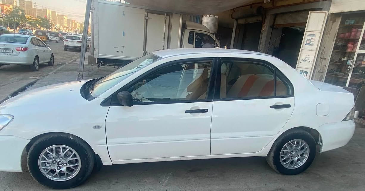 السلام عليكم
للبيع لانسر موديل ٢٠٠٥ 
كير محرك حداديه كفاله محرك ٢٠٠٠ 
تبريد عاطل بيها مكانات صبغ ابيع صبغ حزام شرط بدون حادث السياره كلش حلوه وجاهزه 
مكان السياره بغداد الاعظمية 
السعر ٦٣ بيها مجال حك الجيه
***********
***********
