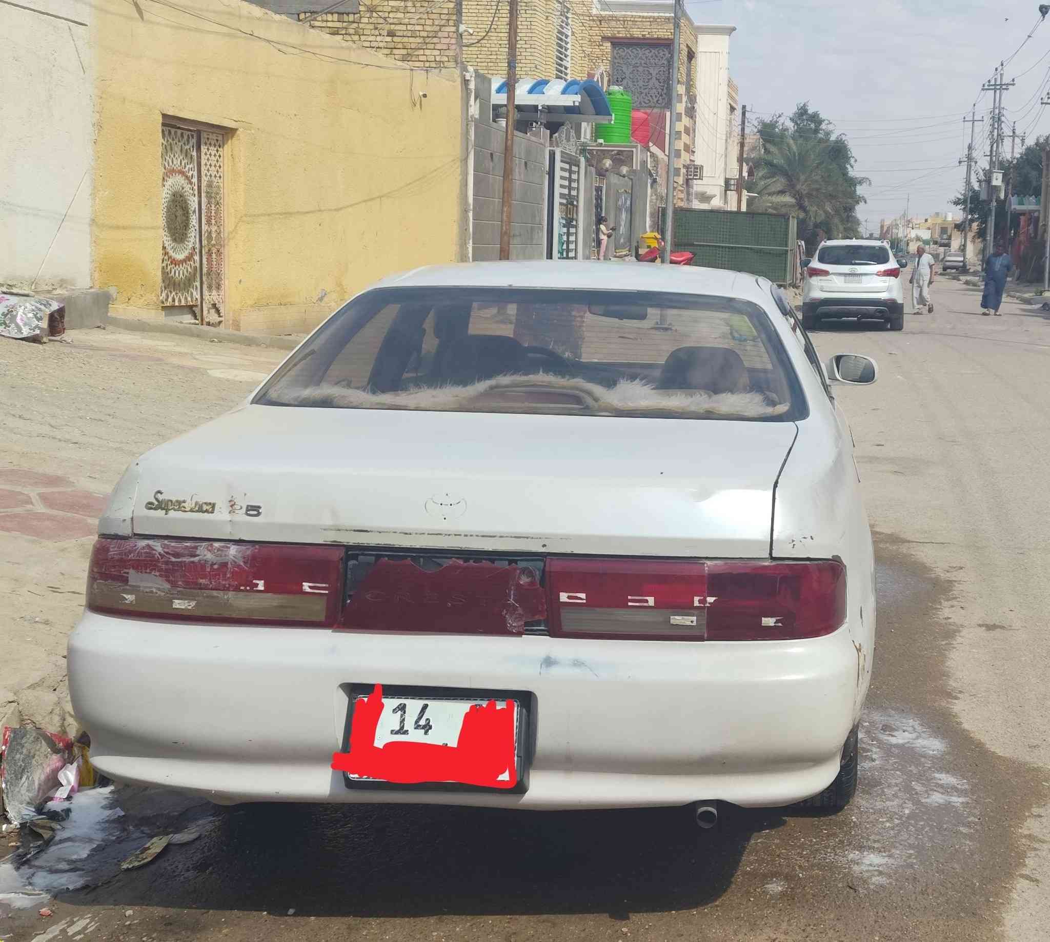 سياره موديل 93 كرسته اللون لؤلؤلي
مكلف بالنشر***********
رقم البصرة 
40 بيه مجال
عنوان ناصرية
