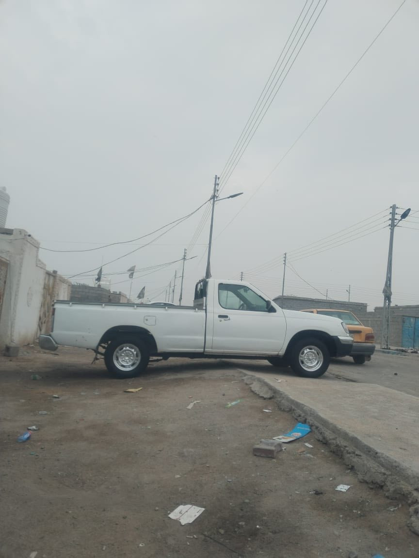 سلام عليكم بيكم نيسان تك موديل 2002 البدي 5حلقه   رقم بغداد الماني مكفوله من الكص ونقل مكينه 2400كير عادي كفاله تم تاير حداده جديده كهربايات كلها شغاله السعر 50 مكاني بصره ***********
