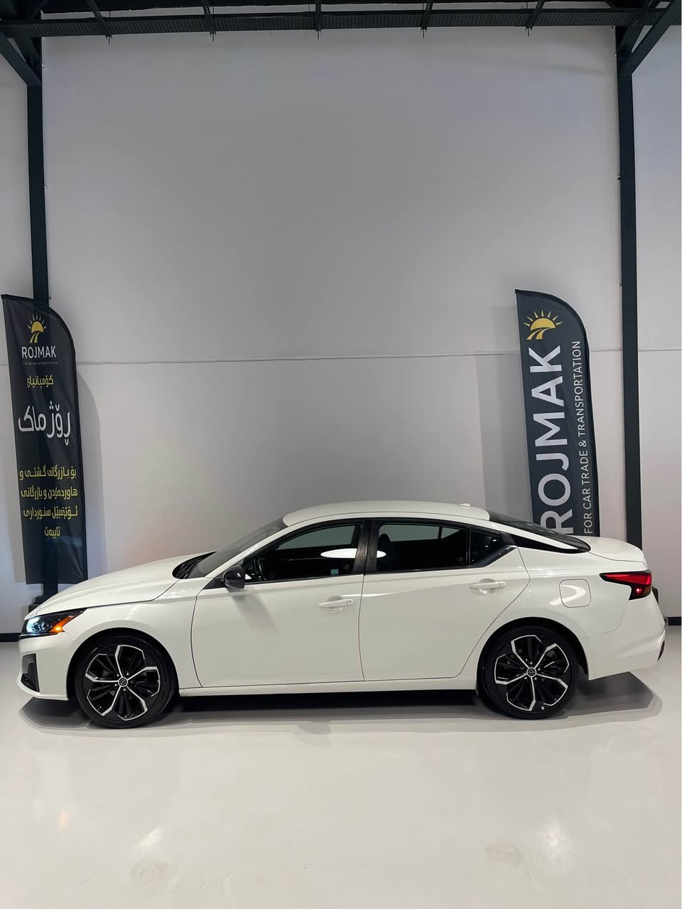 نیسان ئاڵتیما ٢٠٢٣ مواصفات SR  
50,000 ڕۆشتووە - سێ پارچەی پێشی بۆیاخە و
دوو دەرگای سایەق گۆڕاوە بە بیلاد - بێ ناوگرتن
 ئێرباگیی تەقیوەو سستم کراوەتەوە 
یەک دینار مەسروفی تیا نیە
ڕەقەم کاتی ٣ مانگی لەگەڵە — شوێن سلێمانی 

1N4BL4CV4PN345095

145$

                    
0770 190 2290
0750 122 0523

التیما ٢٠٢٣ مواصفات SR 
ماشیە ٥٠،٠٠٠ مایل - ٣ قطعە امامیە صبوخ بدون دواخل 
بابین تبدیل بلادی — ارباکات طاک سستم بلادی
مابی دینار نواقص - کیر و مکینە کل بشرط - رقم کاتی

1N4BL4CV4PN345095
***********
*********** السليمانية, العراق
