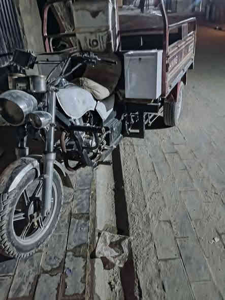 سلام عليكم ستوته مديل 16 محرك 18 مكفوله ركبه وأوراق وشاصي سعرهه واحد وبيها مجال وشراي بي خير ويدلل ***********
