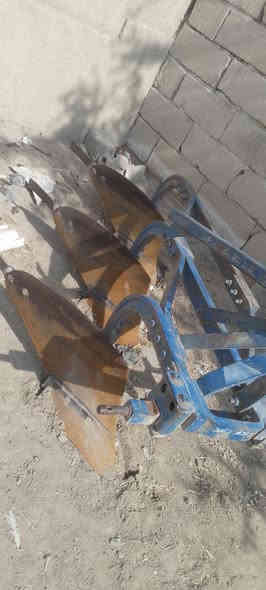 السلام عليكم معدات مكينه عنتر كامله فيدان وفراك وخرماشه 3متر الاستفسار عل رقم ***********
