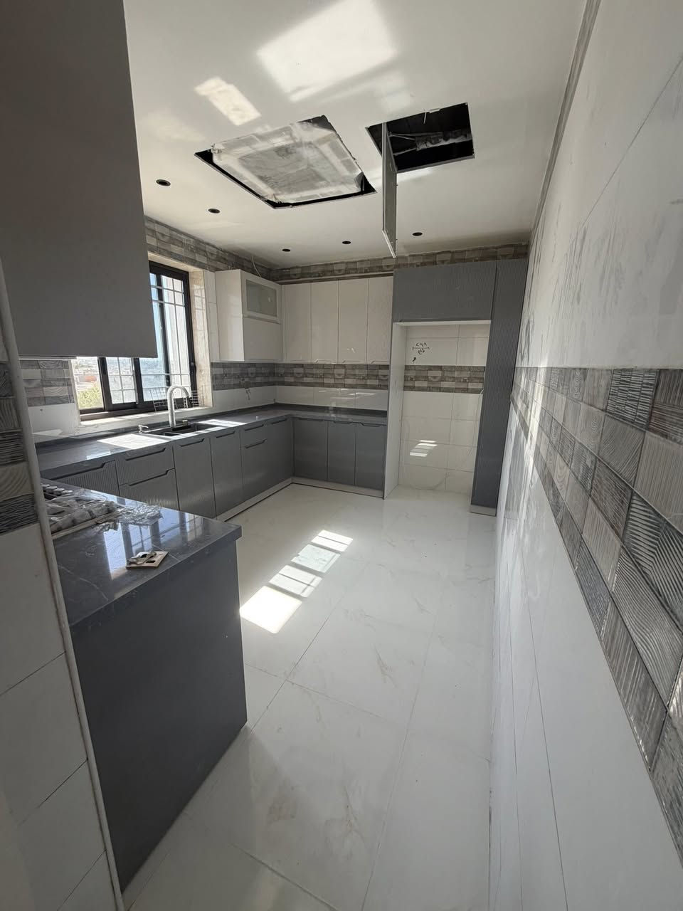 سلام عليكم.. شقق للايجار المنصور حي العدل بناء 2026 ..
كافة الخدمات مع مصعد و تدفئة وتبريد مركزي

للتواصل و الاستفسار 
***********
***********
