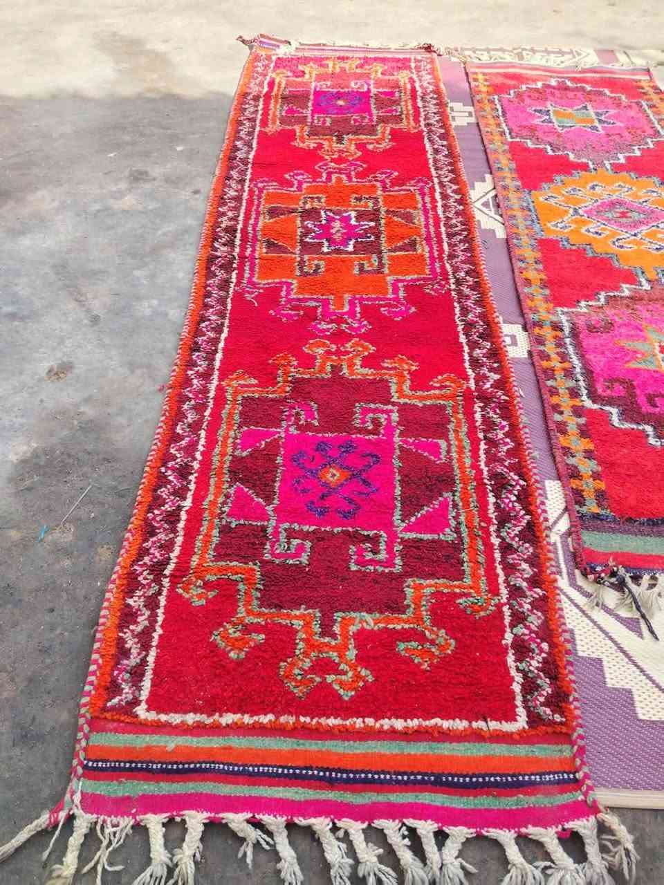 سلام عليكم هذني غلايج عدد سعرهن ١٥٠ وبيهن مجال ينباعن كلهن مكاني كربلاء ***********
