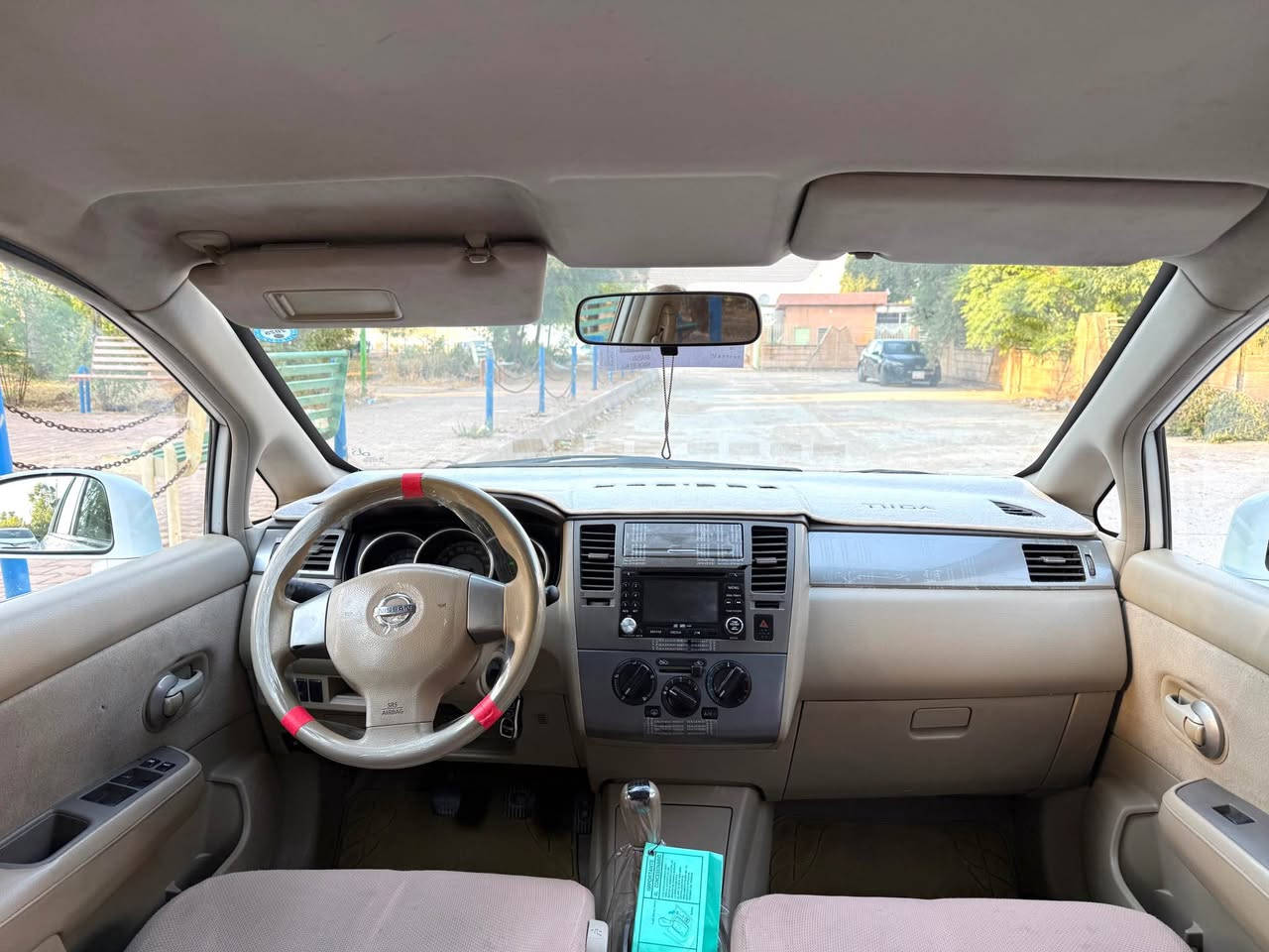 نیسان تیدا

مۆدێل 2008,گێڕ عادی

ناو زەرد, چوار جام کارەبا

گێڕو مەکینەی بەشەرت

تەبرید بەشەرت

بۆنیت و چەمەلخی سەکن بۆیاخە

ڕەقەمو سەنەوی تا 2027تازەیە

تەحویل و غرامە بەشەرت 

سعری 76$کەمێک مەجال

*********** شمشمل, السليمانية
