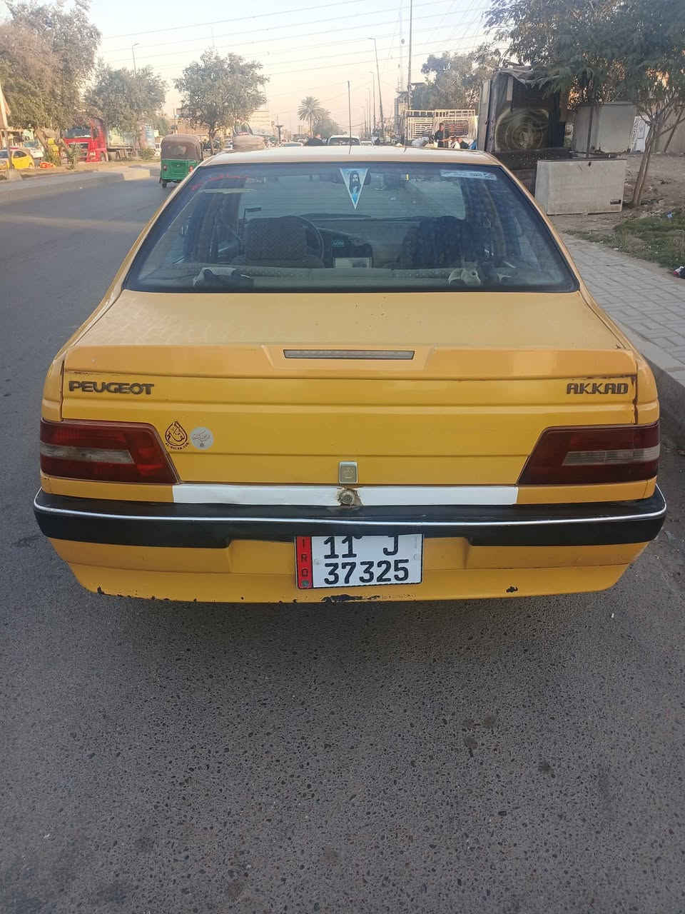 الرقم:***********
الموقع:بلديات 
السعر:32وبيه مجال بسيط بغداد, العراق
