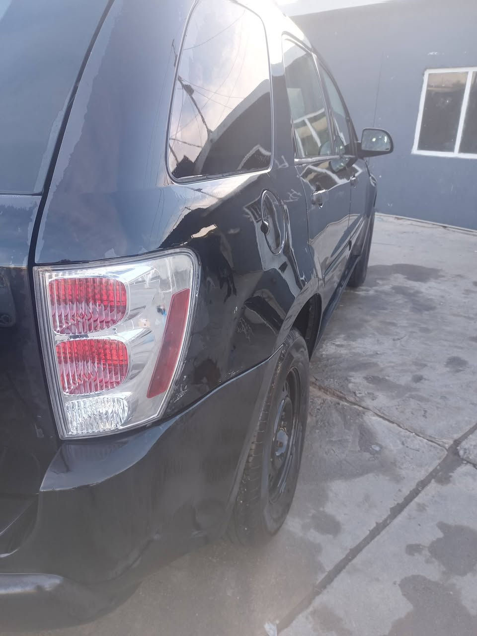 شيفروليه ايكيونكس 2005
رقم سليمانيه دولي بأسمي
السعر 80 ورقه قابل للتفاوض
عدادا المسافات 179 mil قابل للزياده
كفاله من الصبغ ماعدا بارد قليل
جاملغ امامي ايمن عكس جهة السائق
محرك وگير كفاله، تبريد وتدفأه شغاله
مكان الساره الحالي ~ السليمانيه 
للتواصل ~
*********** اتصال
*********** اتصال
*********** واتس اب
