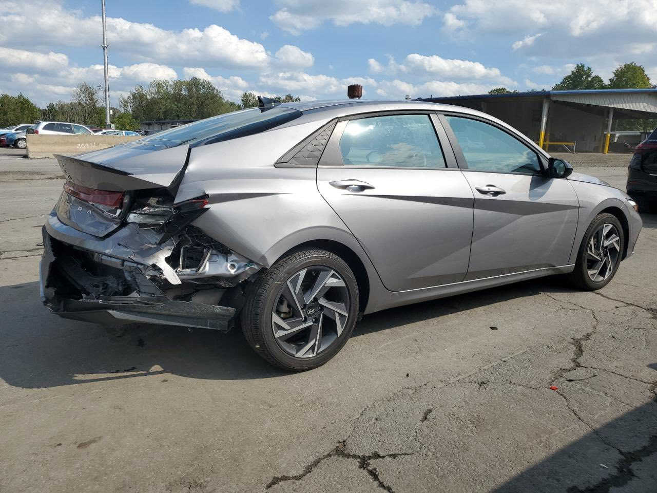 على بركة الله 
شراء جديد هونداي النترا
الموديل 2025 
الضرر جاملغ خلفي فقط بدون دواخل بدون ايرباك
السعر واصل للميناء بدون كمرك 134$ورقه مصلحة وجاهزه 
ترهم بكتاب شهداء تدخل 
وترهم حرة بسم المشتري
السعر واصل كربلاء 160$ ورقه حرة بسم المشري
***********
مدة الوصول 15 يوم
