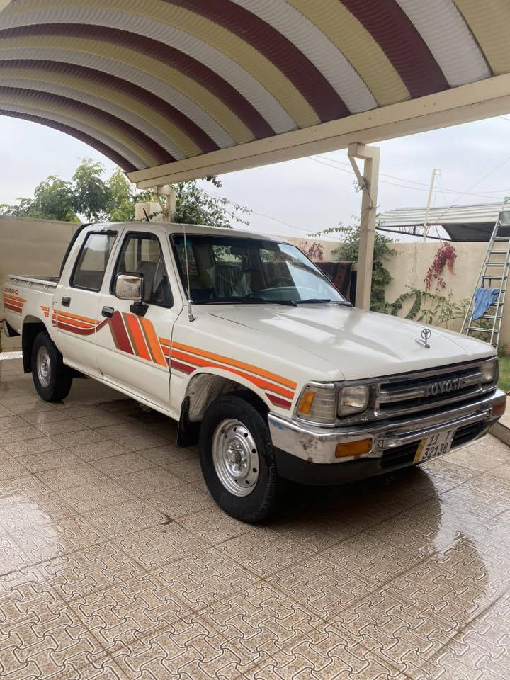 السلام عليكم بيكم دبل للبيع موديل ٩٠ كهربائيات كلها شغاله كير محرك اكسل شرط رقم بغداد بأسمي شرط التحويل مكاني صلاح الدين تكريت السعر اتصل ***********
