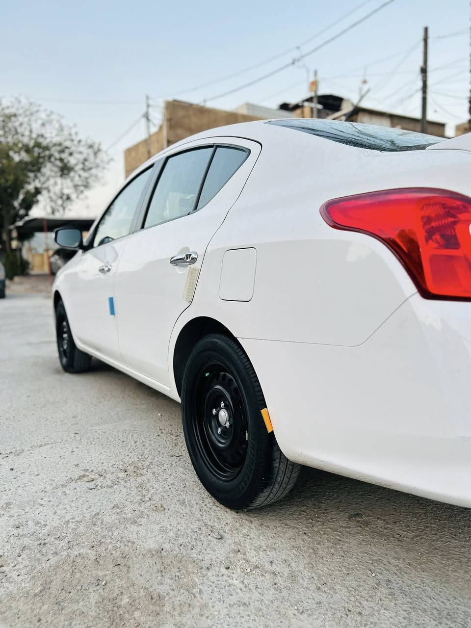 نيسان صني مصري موديل 2024 رقم اربيل 
موصفات المصري معروف بيه قطعتين صبغ بس سعر 125 وبيه مجال مكاني بغداد الدوره ماشيه 36الف  *********** بي واتساب
