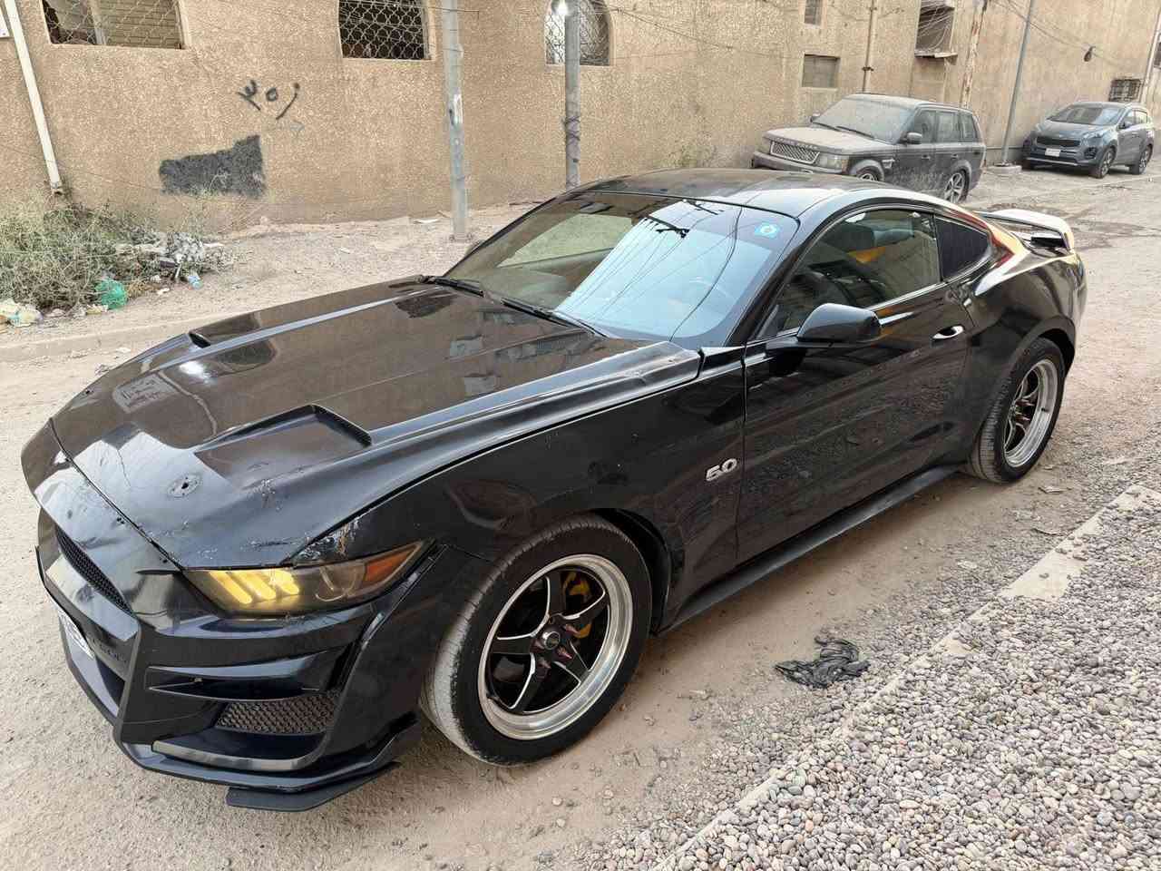 سلام عليكم بيع او مراوس  موستانك 2015
 ايكوبوست بريميوم 
فول مواصفات 
كشنات كهرباء
نقطة عمياء 
كشنات تدفئة و تبريد 
داخل 7 الوان 
كشنات جلد 
شاشة كبيرة 
تحكمات ستيرن 4 جهات 
رقم بغداد انكليزي
هزة و سنوية جدد 
وارد امريكي حادث امريكا جاملغ امامي و جاملغ خلفي 
وبالعراق صايرة بيها كم قطعه صبغ اقل من الحزام . جاهزة كير و مكينة و صدر و تبريد . 
عليها بدي كت جي تي 
ويل ويلد تو سايز 
شوته afe
عطاس تيربو 
سعرها 106
 و بيها مجال بسيط 
و ترهم مراوس حسب القناعة 
مكانها بغداد حي الجهاد
***********
*********** بغداد, العراق
