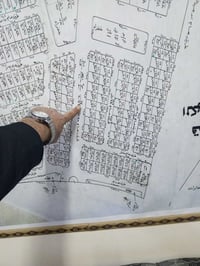 قطعة للبيع 250 م 12ونص في 20 م شارع  25 م الديوم توزيع الكهرباء  بالبد...