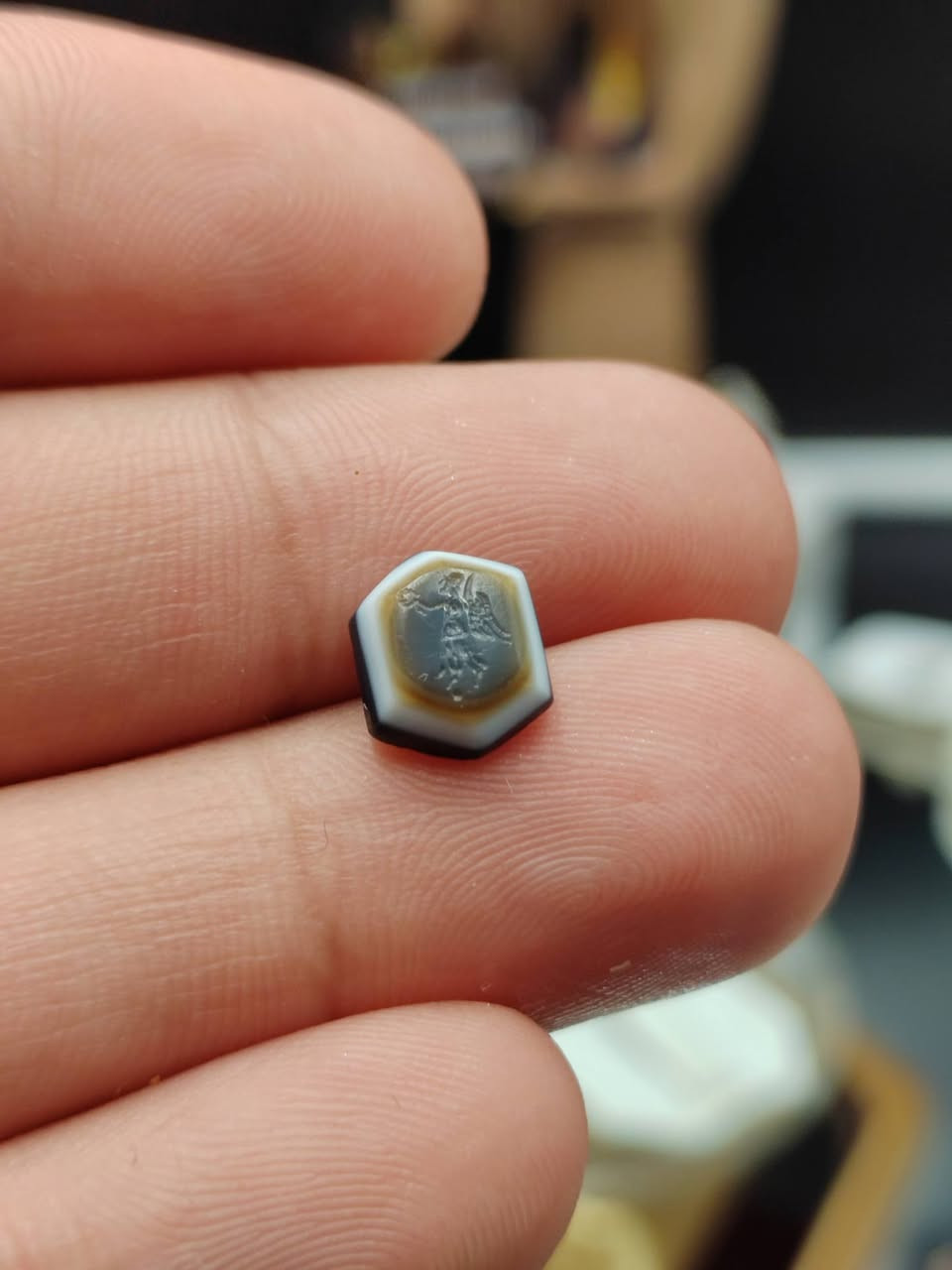 لعيونكم احبتي جزع نواعم سانتيم اله حبه تحفه فنيه اصيله التواصل خاص


**إذا كنت صاحب هذا الإعلان وتريد حذفه لأي سبب، رجاءا أرسل رسالة إلى الدعم الفني**