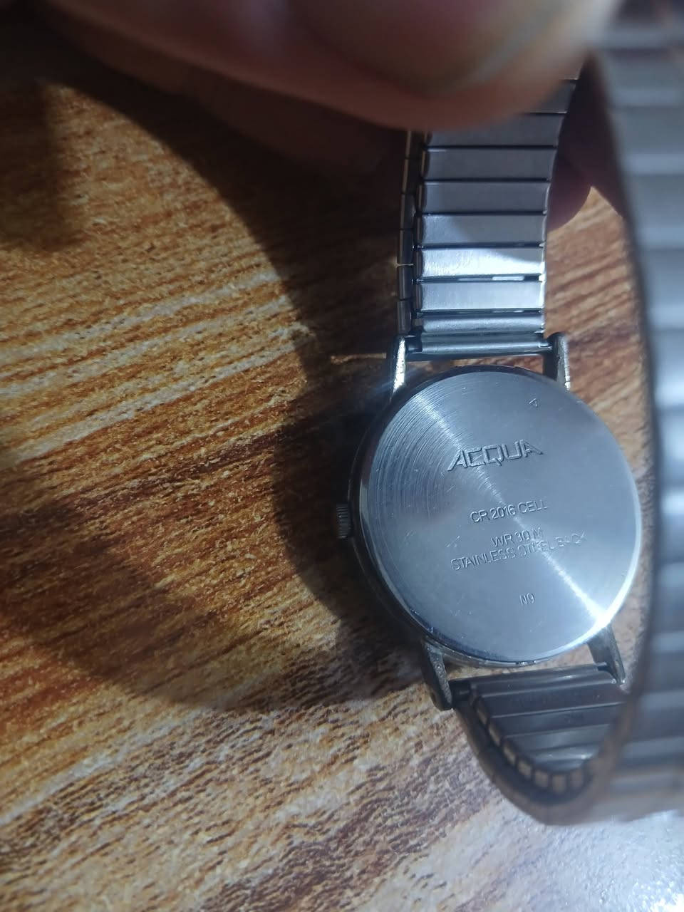 ساعه قديمه ثمانينات كلاسيكية تكمه ونادره شغاله ضد الماء قيم ثم البيع


**إذا كنت صاحب هذا الإعلان وتريد حذفه لأي سبب، رجاءا أرسل رسالة إلى الدعم الفني**