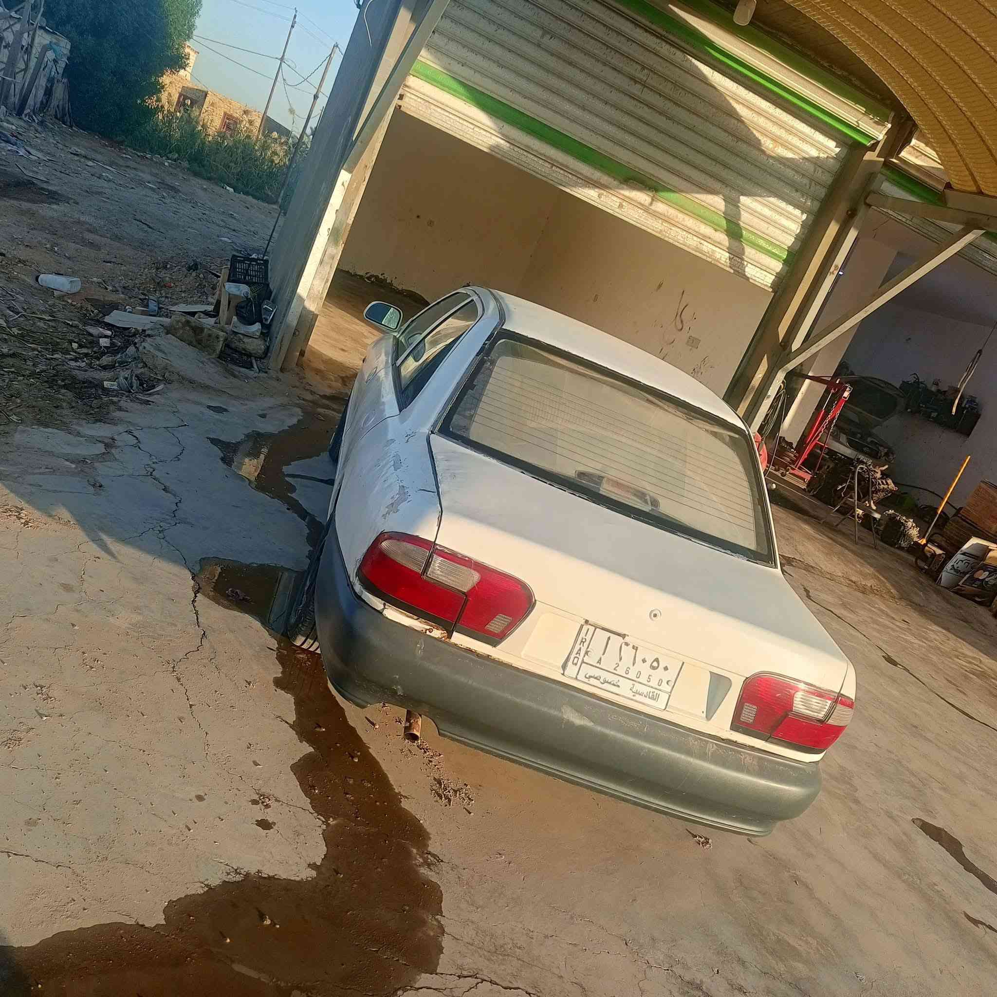 2002 حره سنويه صاقطه راعيهه قريب عليه مداور ثاني يوم مامطلوبه ربع 
تبريد مكينه  كير تخم تاير كلشي جاهز وشغال 

 واني خادم للشراي 
مكاني ديوانيه دغاره 
***********
